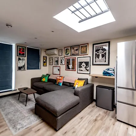 82A Dalston Lane Terrace-2